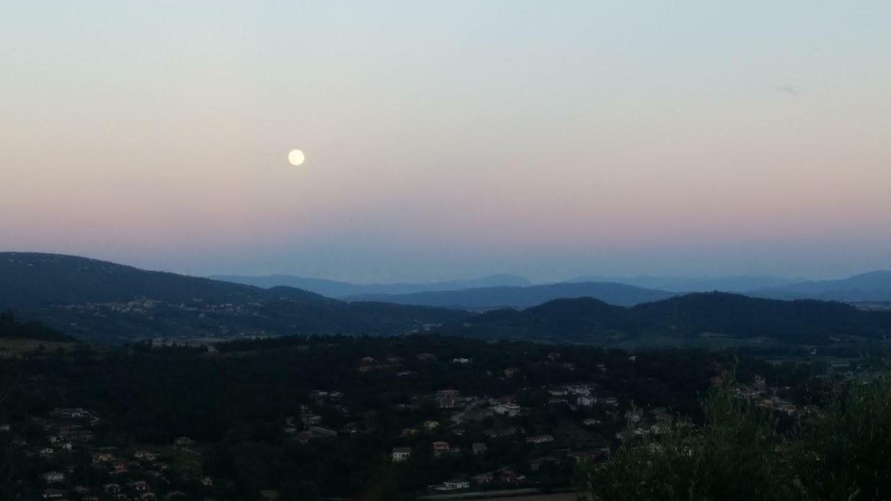 Podere Paradiso Villa Magione Bagian luar foto